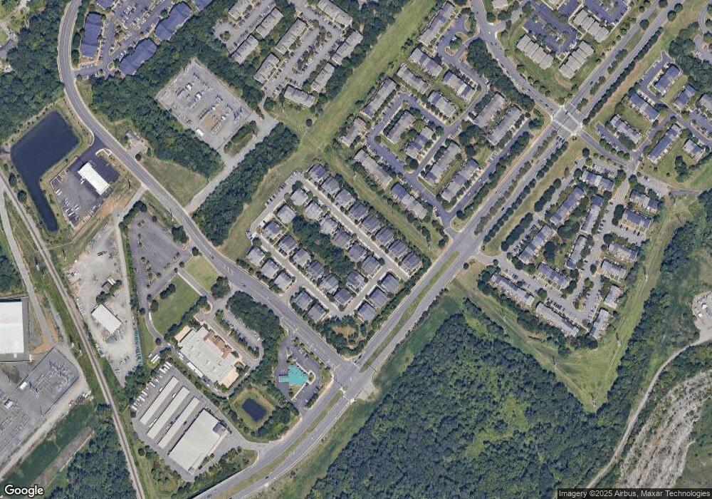 11197 Wortham Crest Cir, Manassas, VA 20109 - photo 1