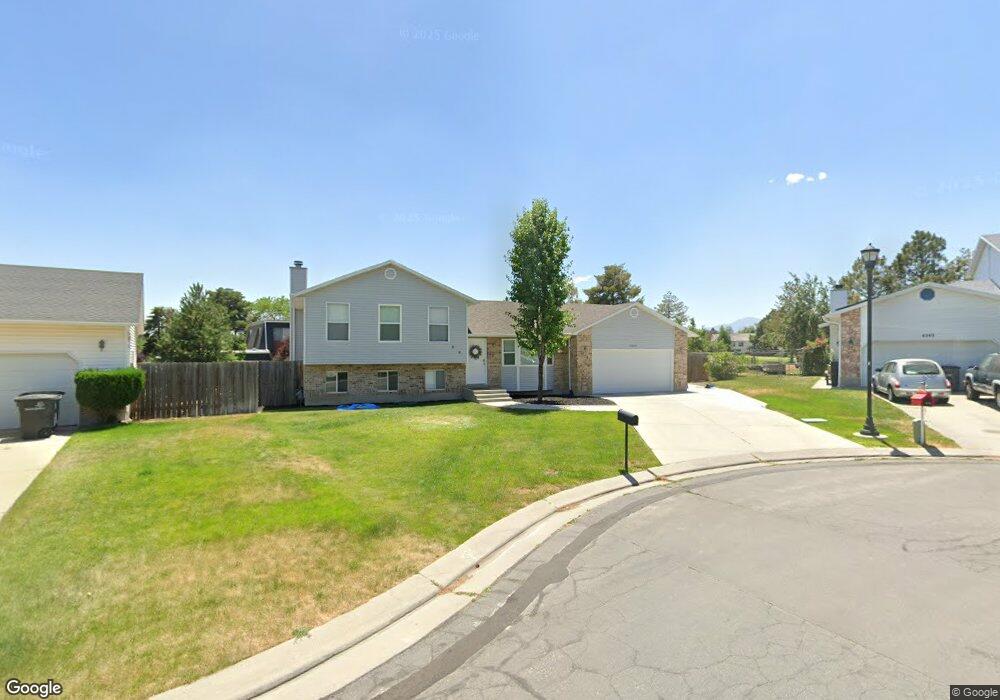 4239 Brockshire Cir, South Jordan, UT 84095 - photo 1