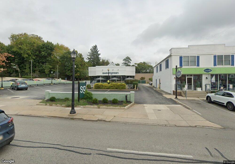 223 E Lancaster Ave, Wayne, PA 19087 - photo 1