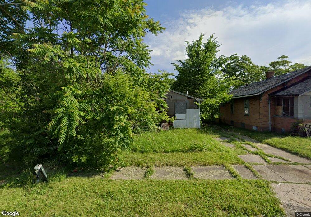 629 E Piper Ave, Flint, MI 48505 - photo 1