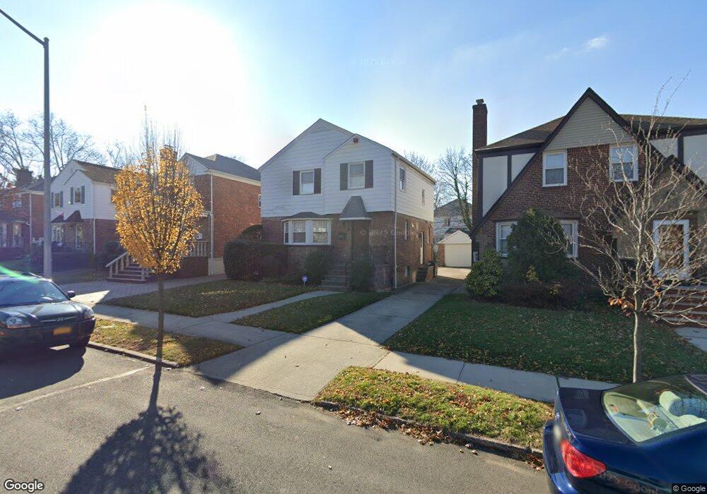 8142 190th St, Hollis, NY 11423 - photo 1