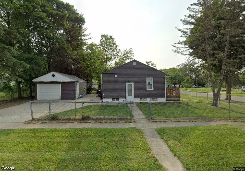 1016 W Ridgeway Ave, Flint, MI 48505 - photo 1