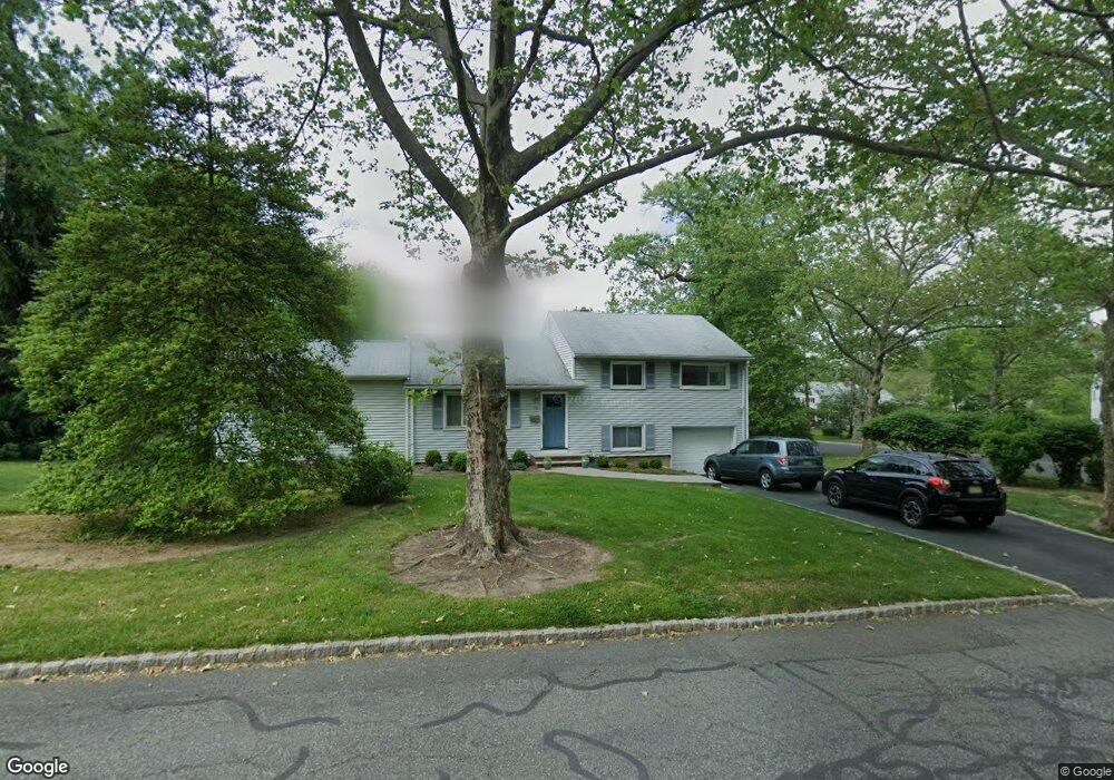 16 White Oak Dr, Livingston, NJ 07039 - photo 1