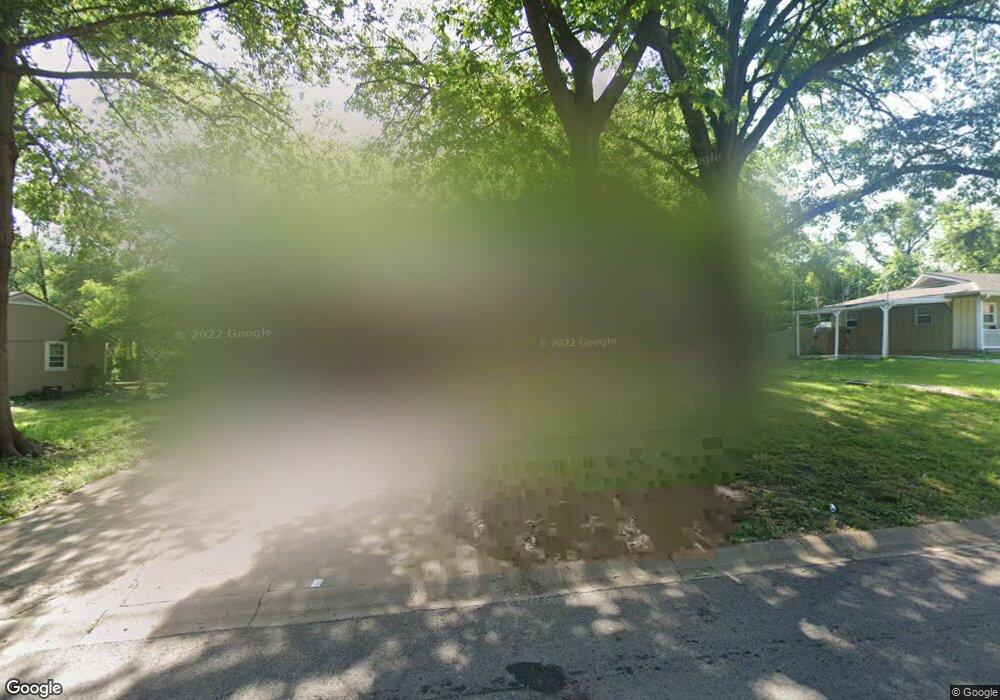 6122 Caenen St, Shawnee, KS 66216 - photo 1