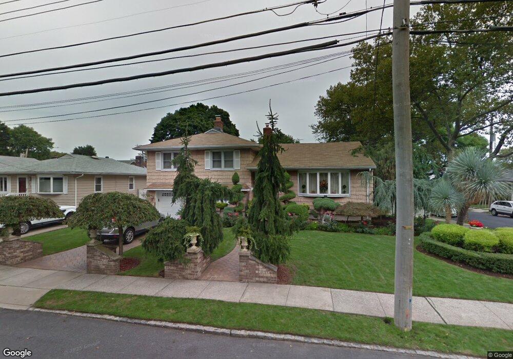 274 Edison St, Staten Island, NY 10306 - photo 1