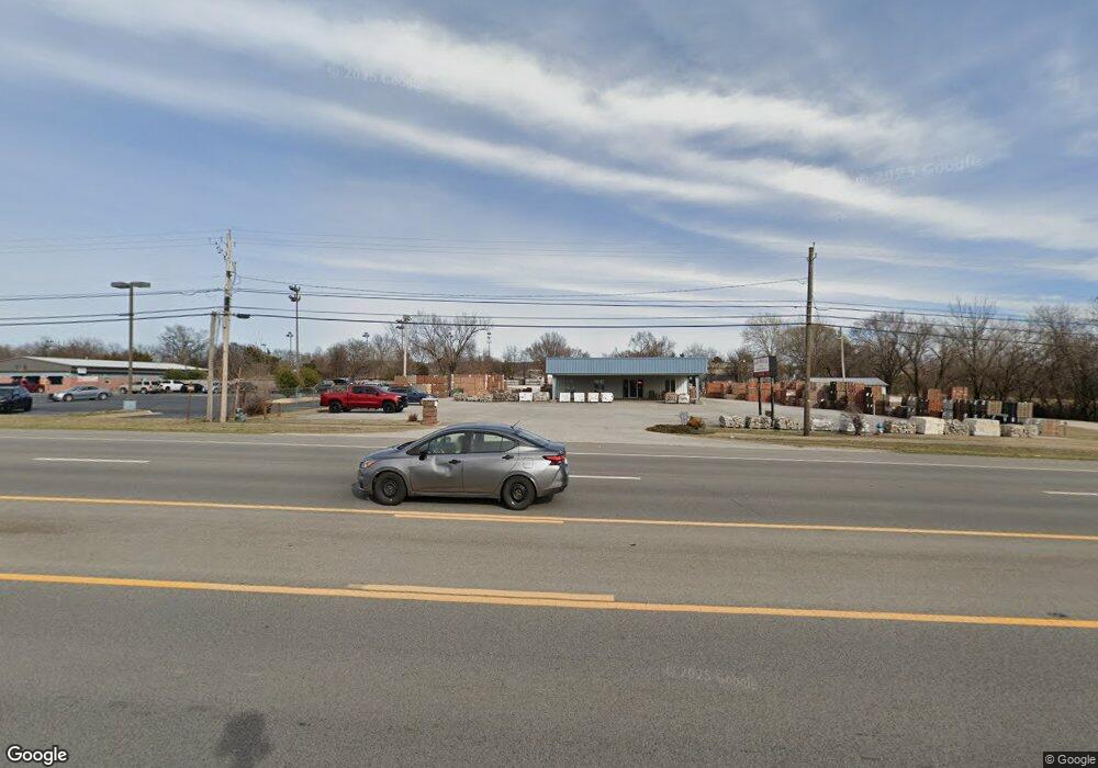 2627 N Thompson St, Springdale, AR 72764 - photo 1