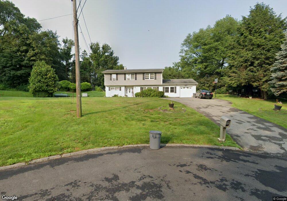 3277 Page Ct, Yorktown Heights, NY 10598 - photo 1