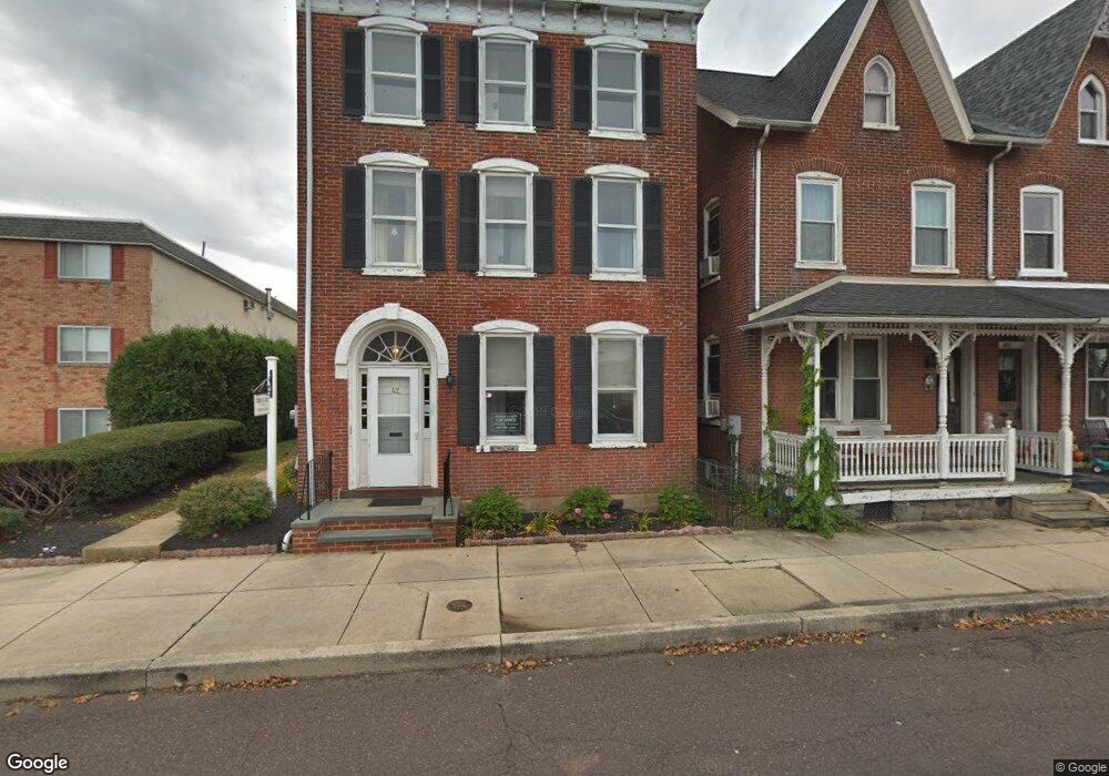 40 E 3rd St, Boyertown, PA 19512 - photo 1