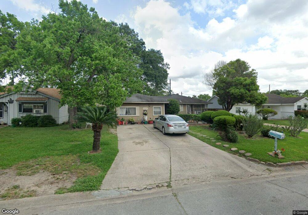 10130 Cheeves Dr, Houston, TX 77016 - photo 1
