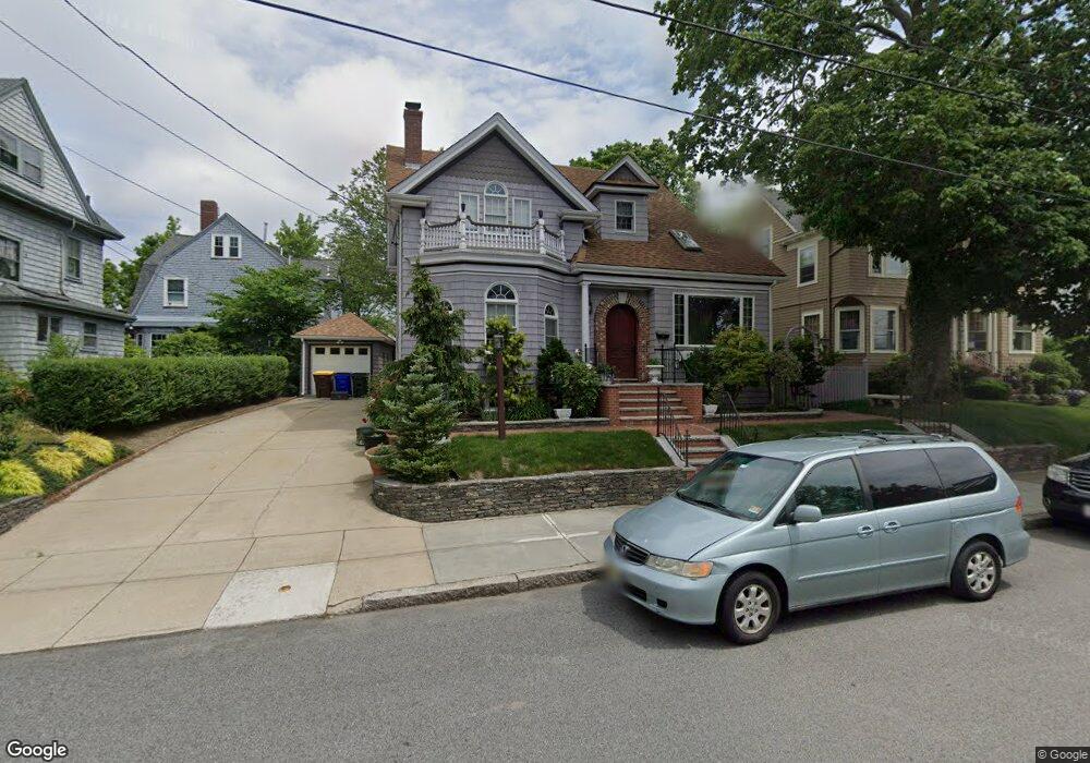 526 Hood St, Fall River, MA 02720 - photo 1