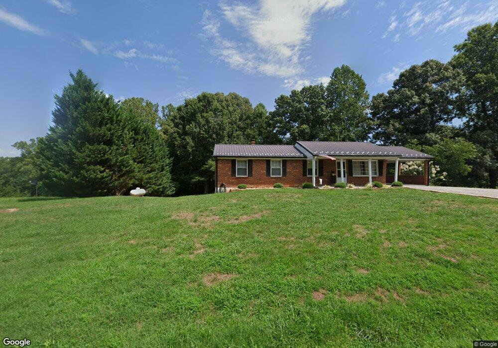 2785 Mapleton Dr, Callands, VA 24530 - photo 1