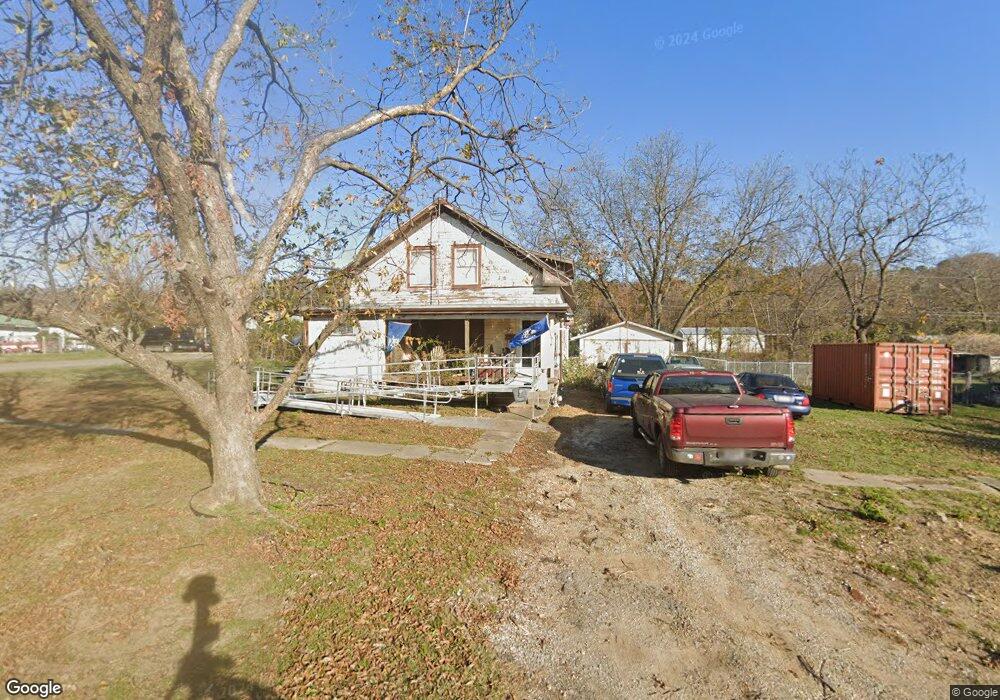1018 W Cummings St, Henryetta, OK 74437 - photo 1