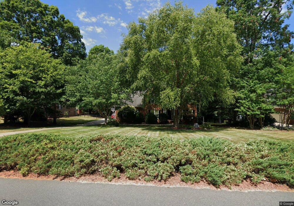 2423 Hickory Forest Dr, Asheboro, NC 27203 - photo 1