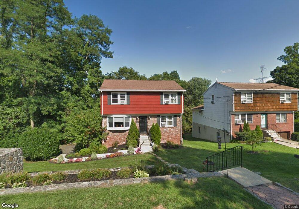 344 Jackson Ave, Hawthorne, NY 10532 - photo 1