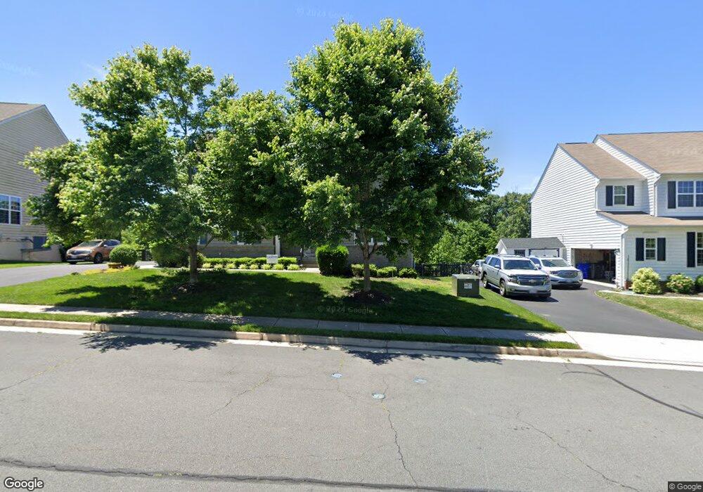 13473 Arcadian Dr, Lansdowne, VA 20176 - photo 1