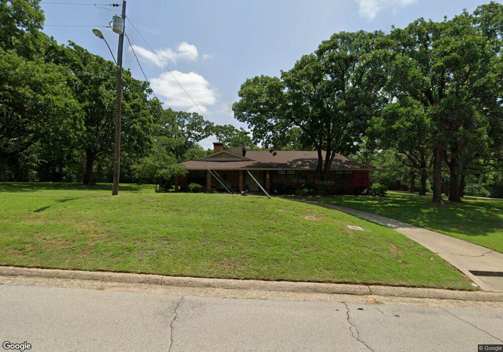 1410 S Lang Ave, Denison, TX 75020 - photo 1