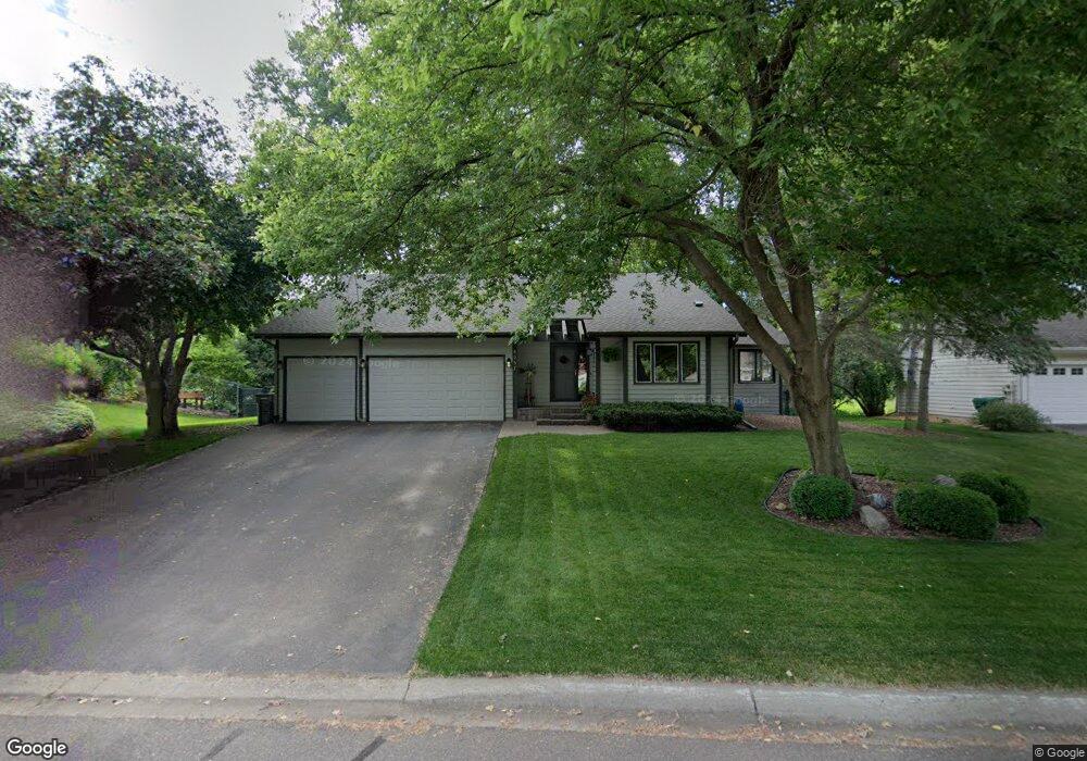 4557 Saddlewood Dr, Minnetonka, MN 55345 - photo 1