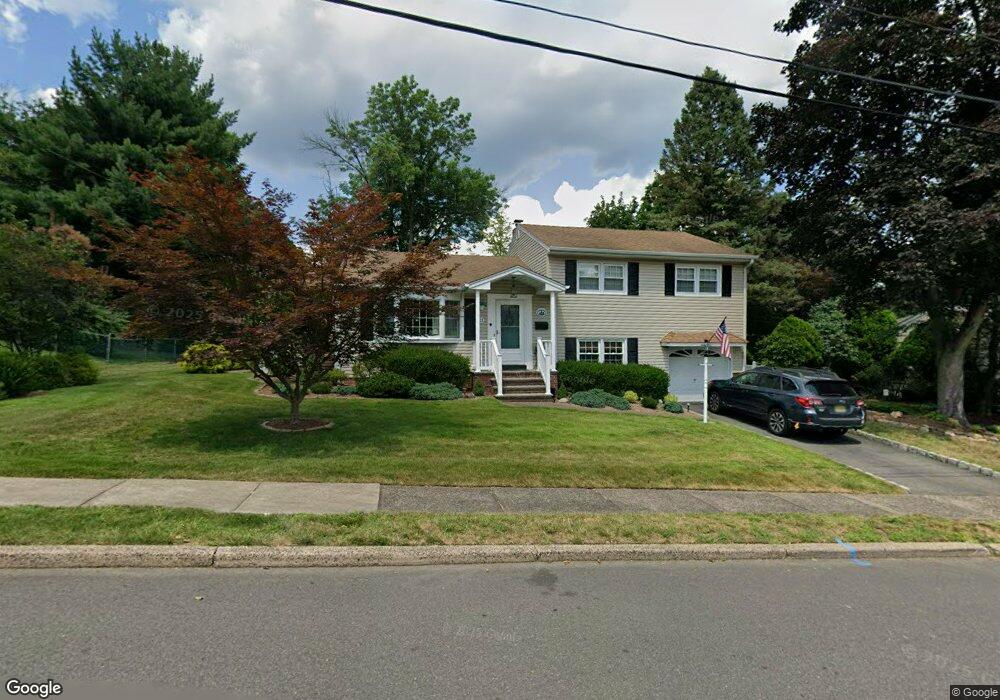 21 Evergreen St, Waldwick, NJ 07463 - photo 1
