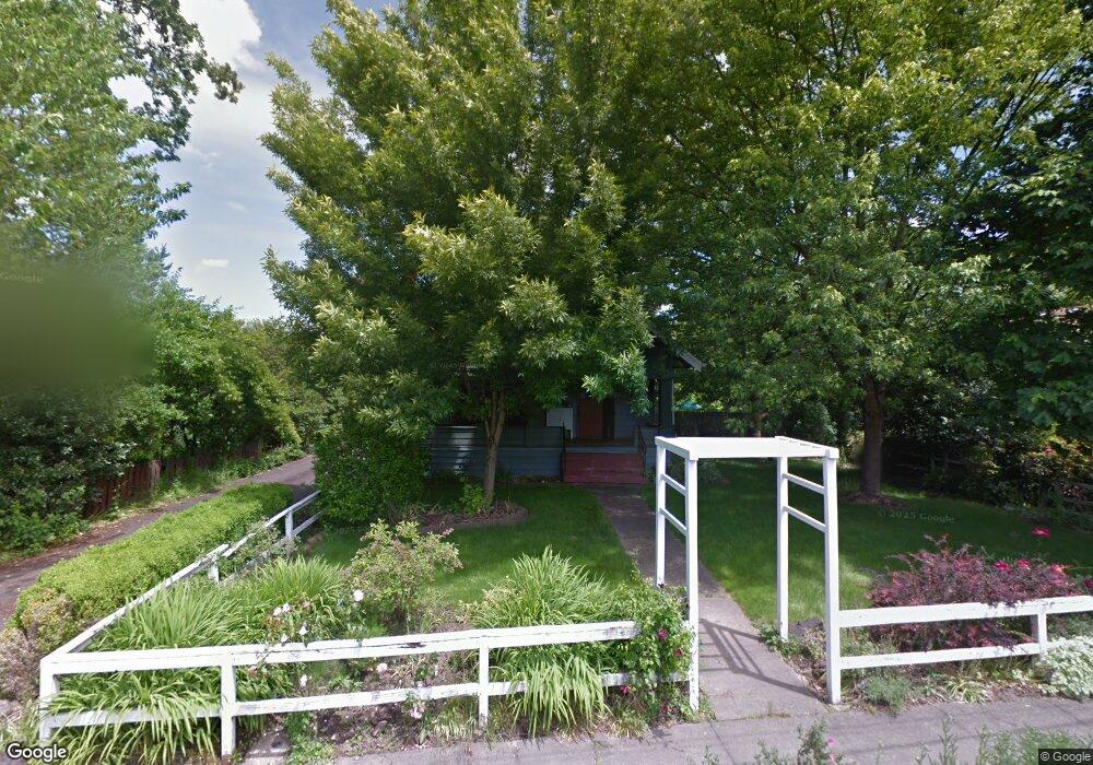 444 S Wynooski St, Newberg, OR 97132 - photo 1