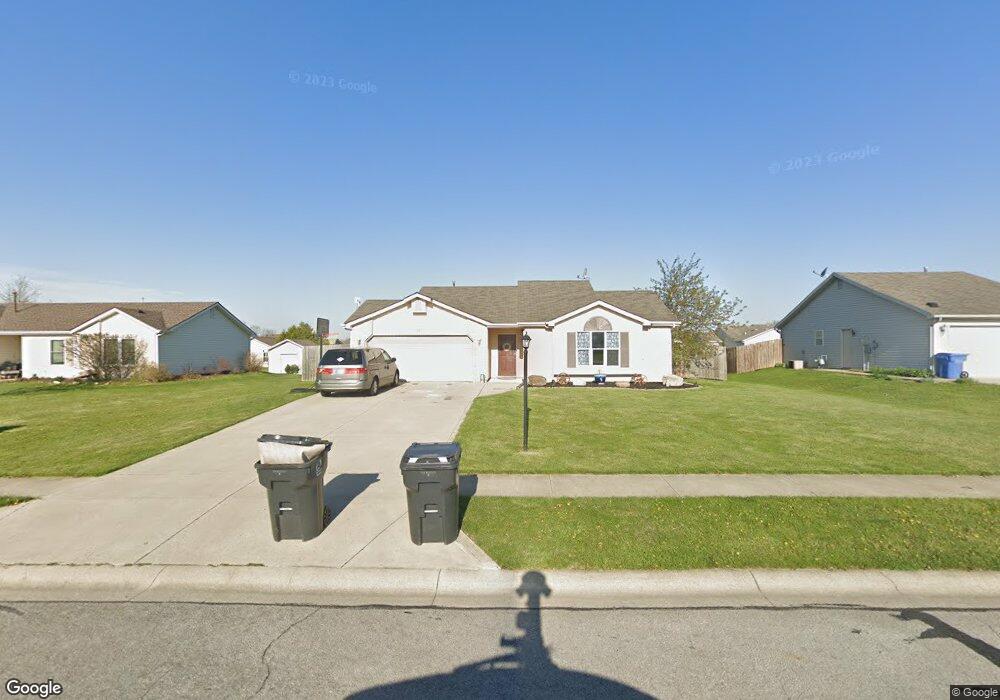 821 Wheatfield Ct, Churubusco, IN 46723 - photo 1