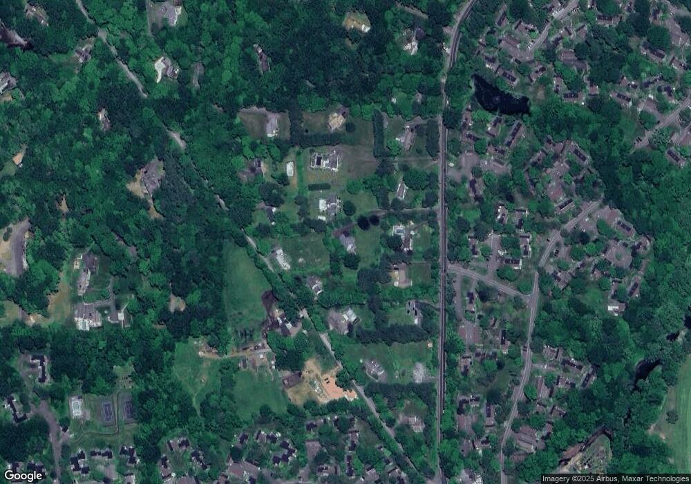 221 N Poverty Rd, Southbury, CT 06488 - photo 1