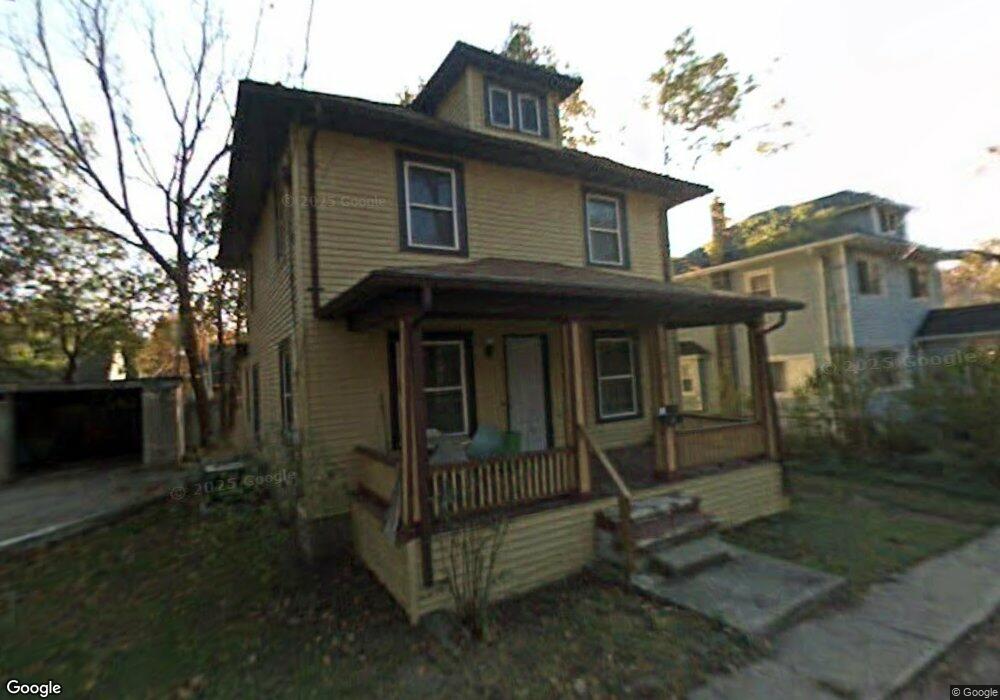 818 Summerville Ave, Lansing, MI 48915 - photo 1