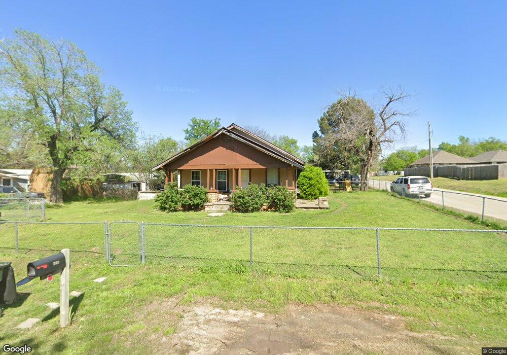 701 N Elizabeth St, Sapulpa, OK 74066 - photo 1