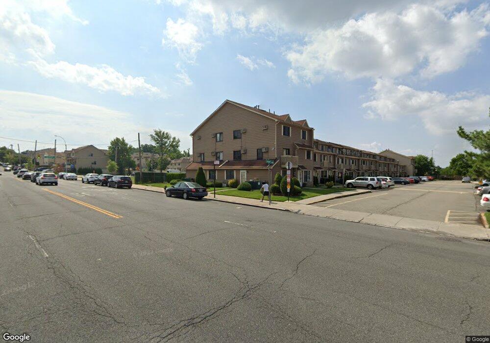 205A Lamped Loop unit 32, Staten Island, NY 10314 - photo 1