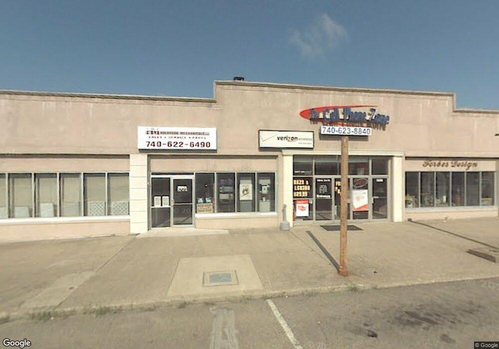 139 S 3rd St, Coshocton, OH 43812 - photo 1