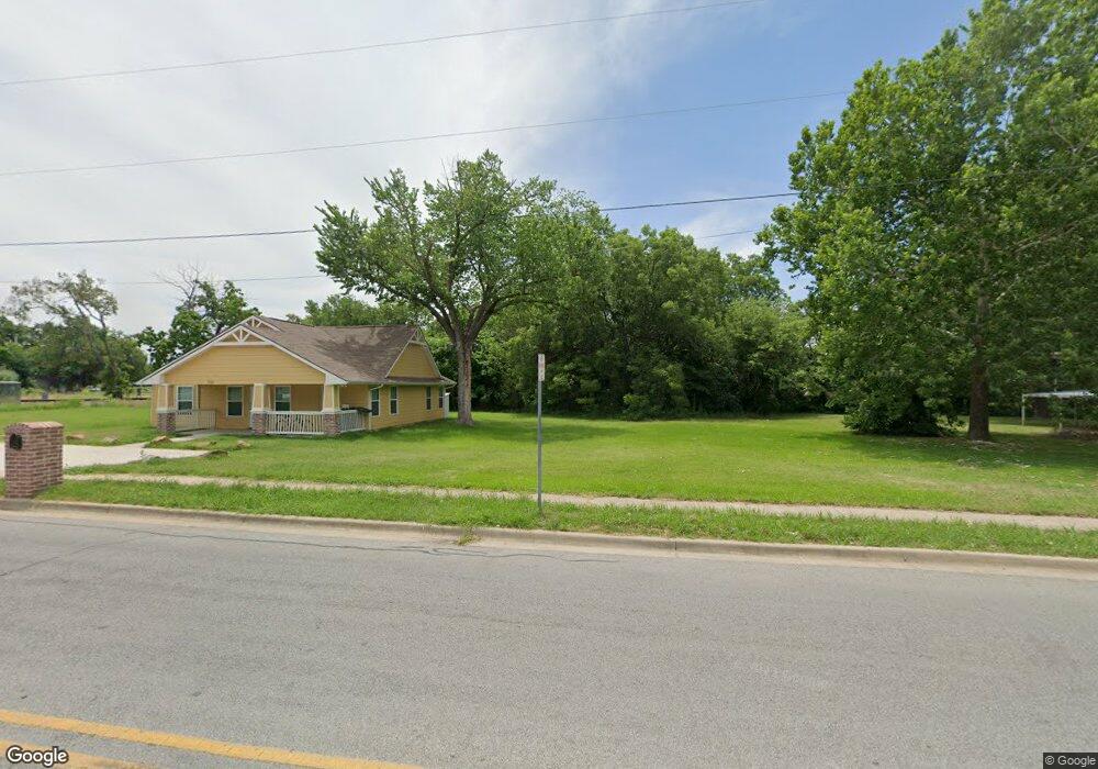 530 E Brockett St, Sherman, TX 75090 - photo 1