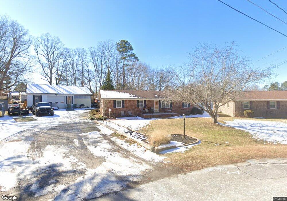 117 Westover Dr, Roanoke Rapids, NC 27870 - photo 1