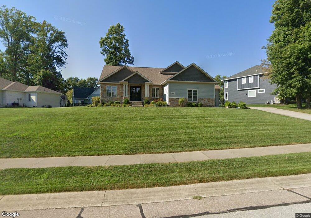 5635 Treeline Dr, Columbus, IN 47201 - photo 1