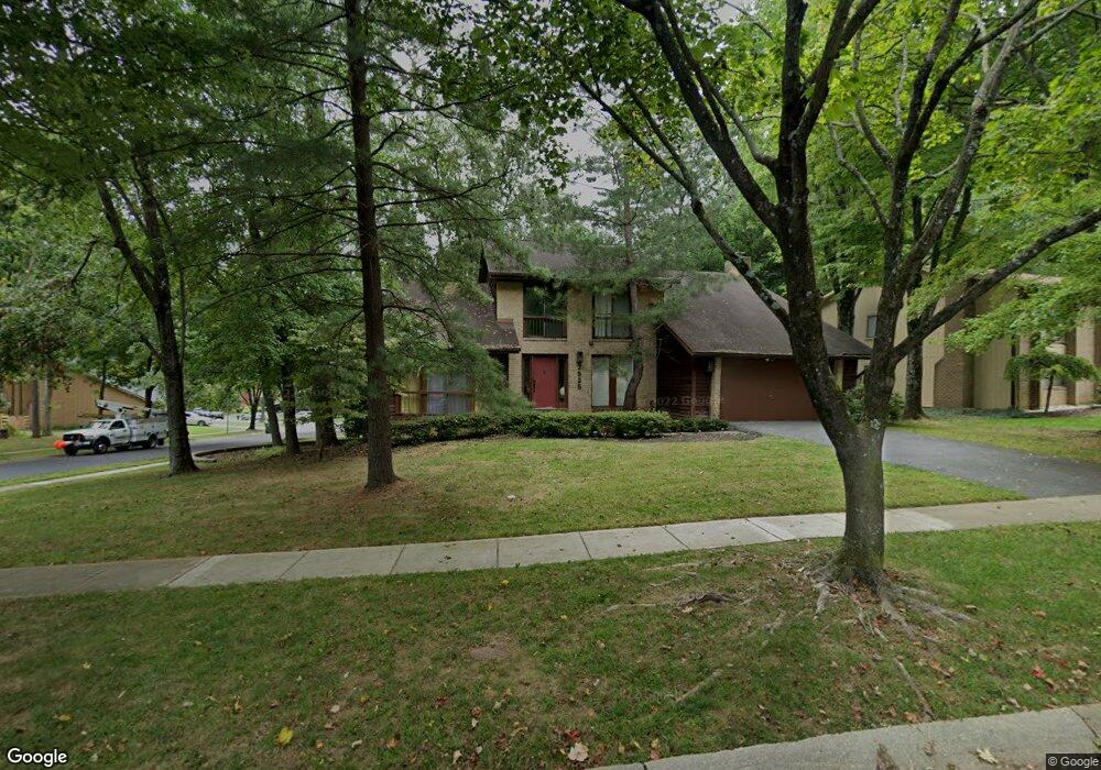 2525 Oakenshield Dr, Potomac, MD 20854 - photo 1