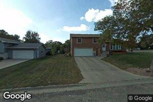 1504 E 2nd St, Redfield, SD 57469