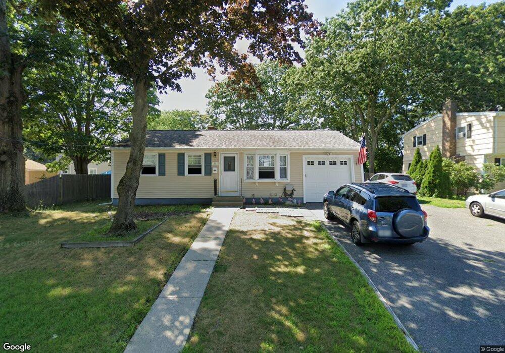 85 Ferncrest Dr, Riverside, RI 02915 - photo 1