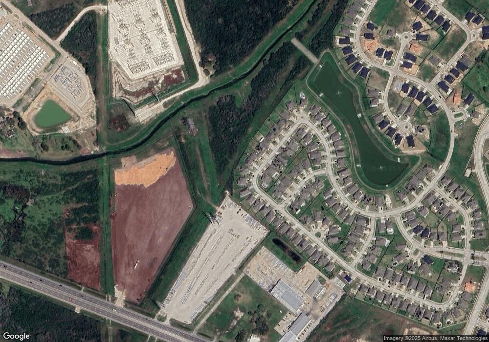 301 Burgundy Dr, Alvin, TX 77511 - photo 1