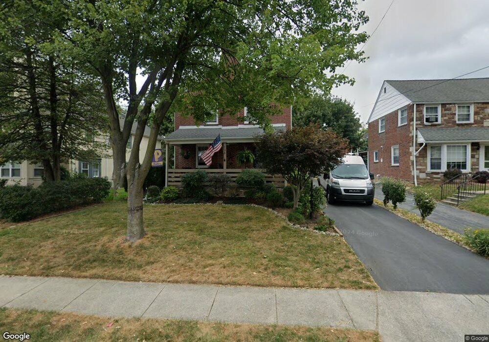 136 Sutton Rd, Ardmore, PA 19003 - photo 1