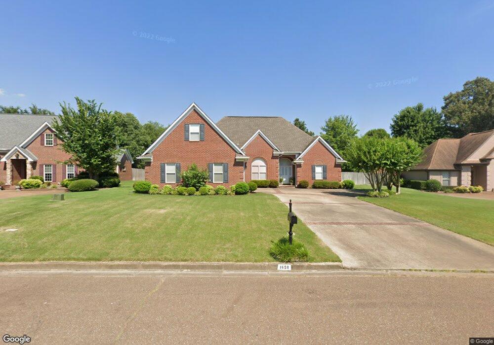 1658 Cedar Trace Dr, Hernando, MS 38632 - photo 1