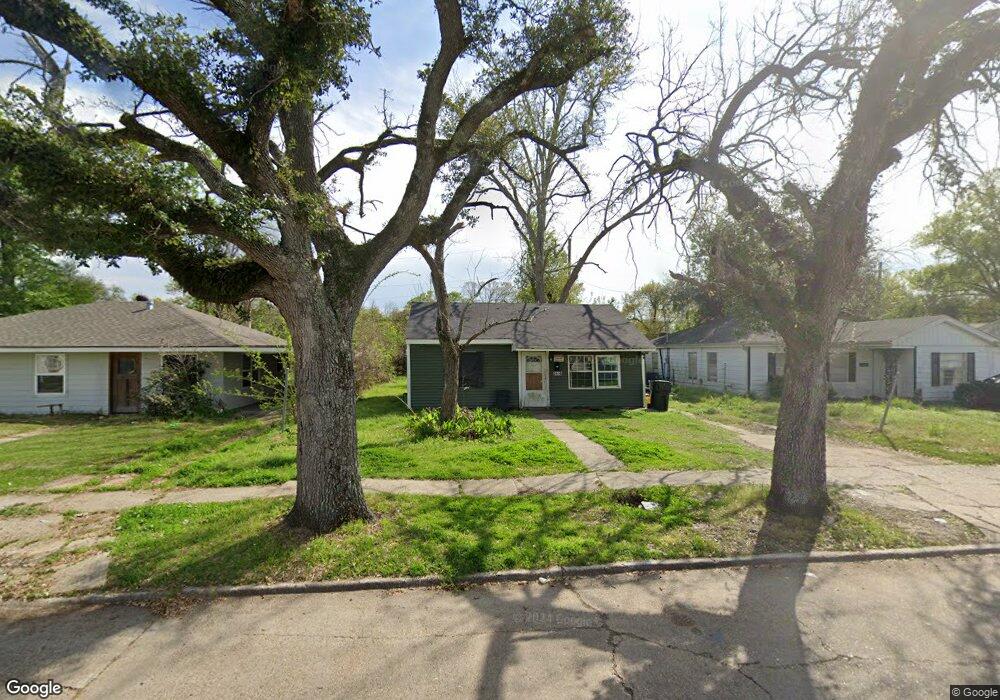 2416 11th St, Lake Charles, LA 70601 - photo 1