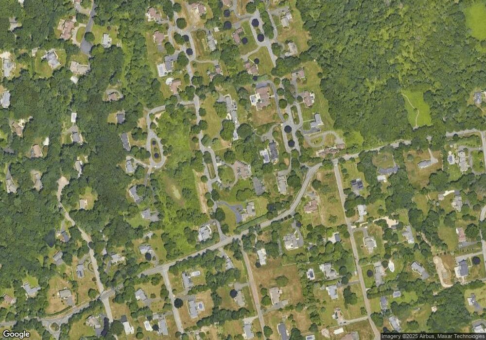 175 Davenport Farm Ln W, Stamford, CT 06903 - photo 1