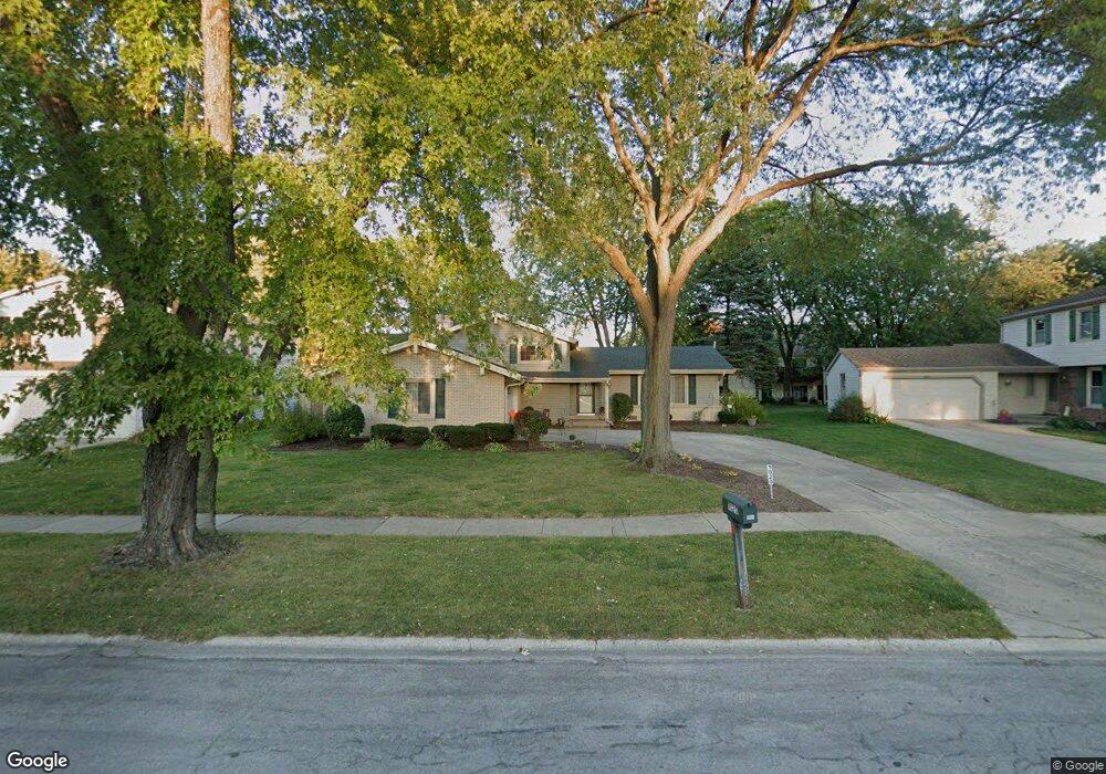 1020 Kennebec Ln unit 1, Naperville, IL 60563 - photo 1