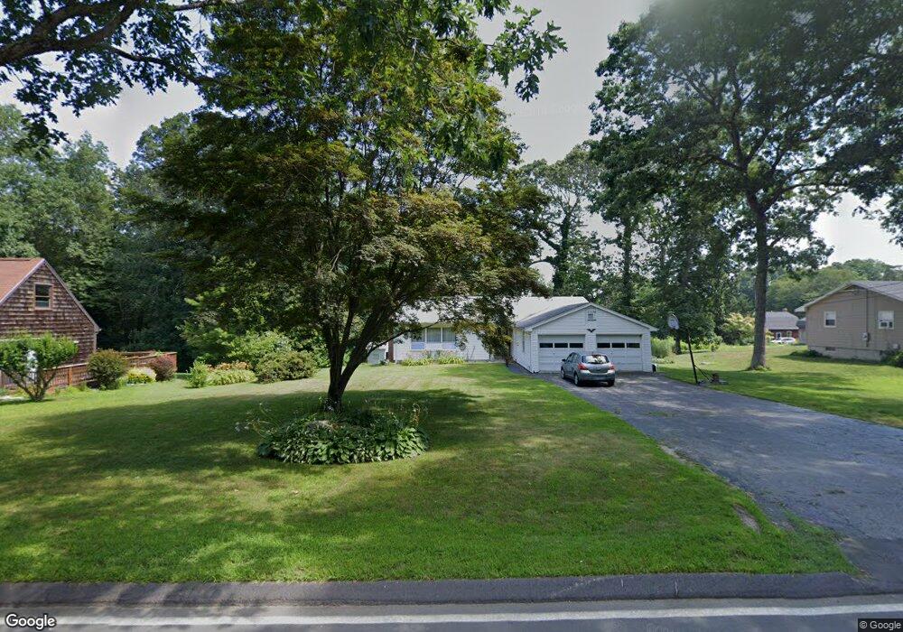 916 Noank Ledyard Rd, Mystic, CT 06355 - photo 1