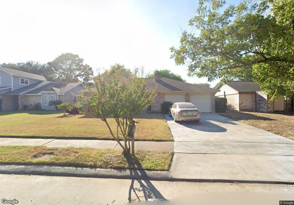 8819 Stone Brook Ln, Houston, TX 77040 - photo 1