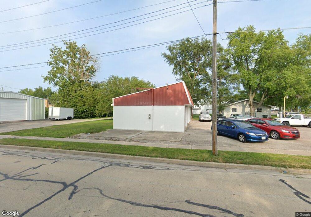 112 W Pinzon St unit 1, Tuscola, IL 61953 - photo 1