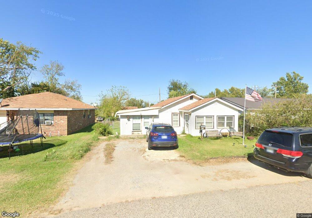 214 W 35th St, Shawnee, OK 74804 - photo 1