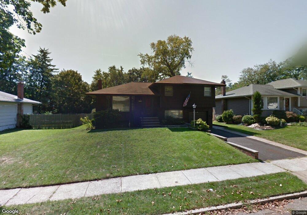 518 Hemlock St, Rahway, NJ 07065 - photo 1