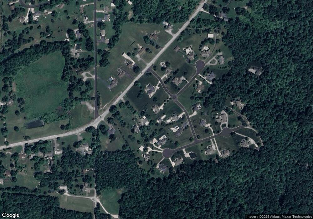 1102 Pear Ridge Dr, Georgetown, IN 47122 - photo 1