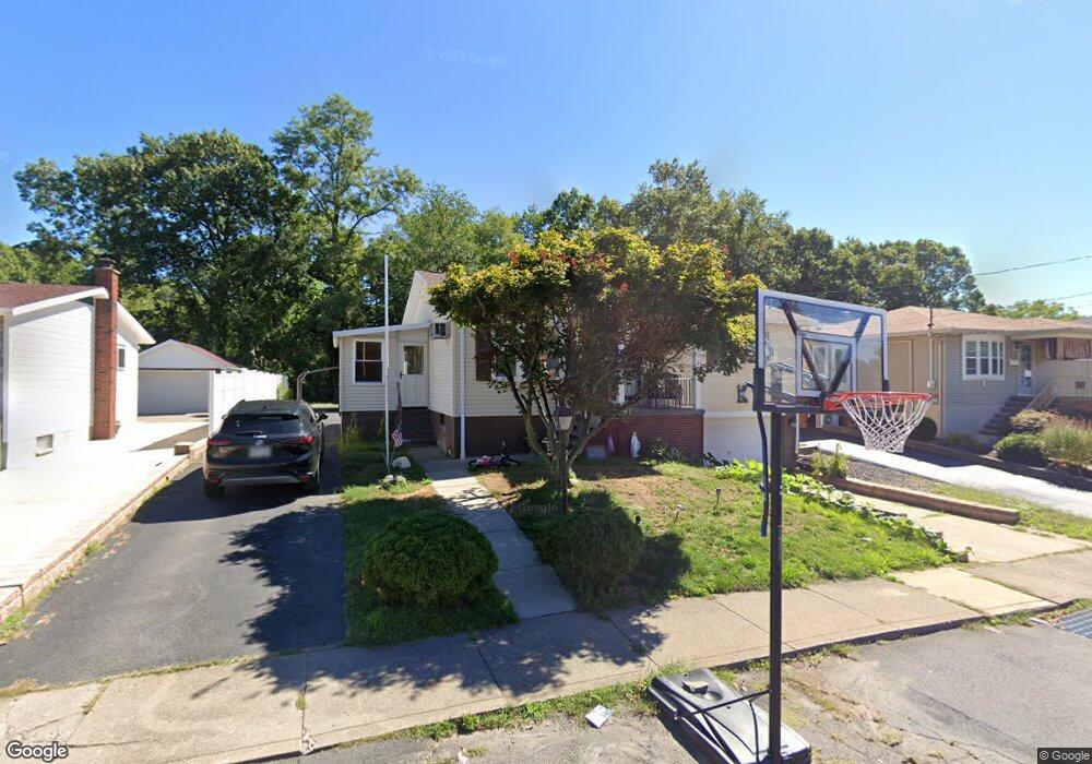 217 Smith St, Old Forge, PA 18518 - photo 1