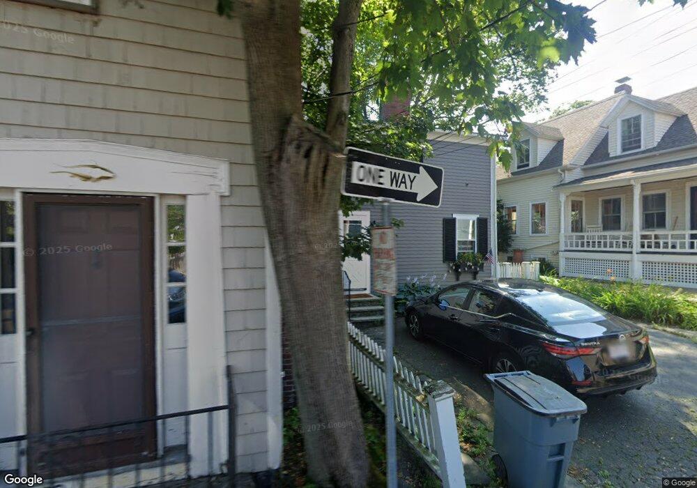 6 1/2 Merritt St, Marblehead, MA 01945 - photo 1