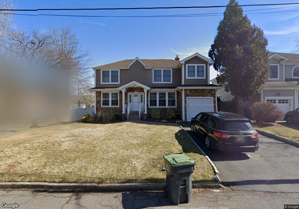135 Rector Ct, Bergenfield, NJ 07621 - photo 1